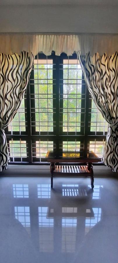Aditi Thekkady Exterior foto