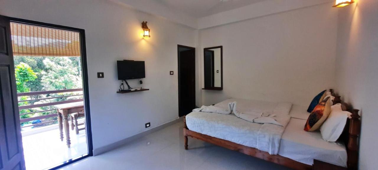 Aditi Thekkady Exterior foto
